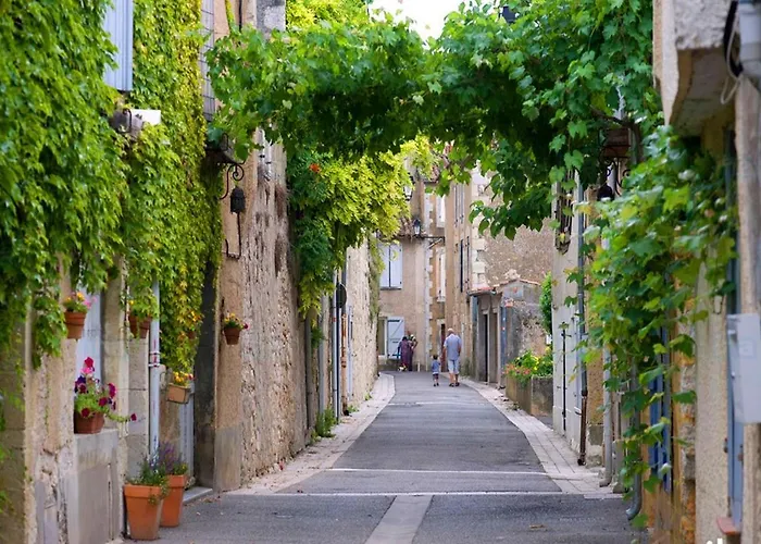 Des Remparts A Lectoure