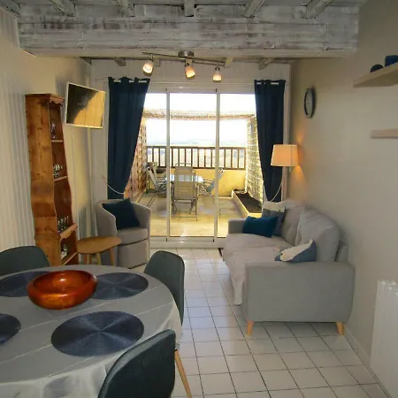 Des Remparts A בית נופש *