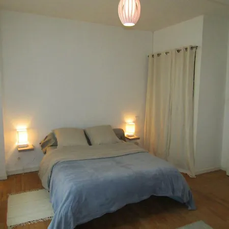 Des Remparts A بيت للعطل