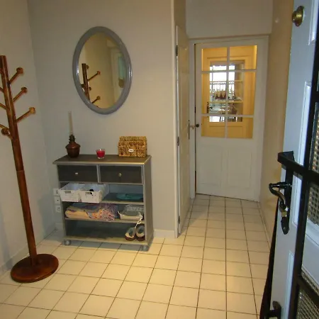 Des Remparts A بيت للعطل ليكتور